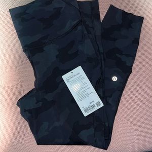 Lululemon Base Pace HR tight 25” leggings camo